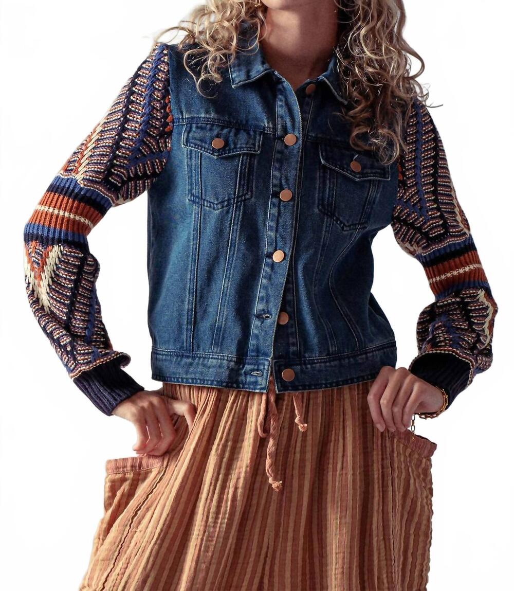 NEW URBAN DAIZY denim jacket with knit sleeves in blue
